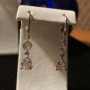 Mini Teardrop Bezel and Claw set Crystals